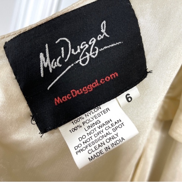 MAC DUGGAL Long Sleeve Sequin Column Gown NEW Gold Size 6 - Picture 14 of 15